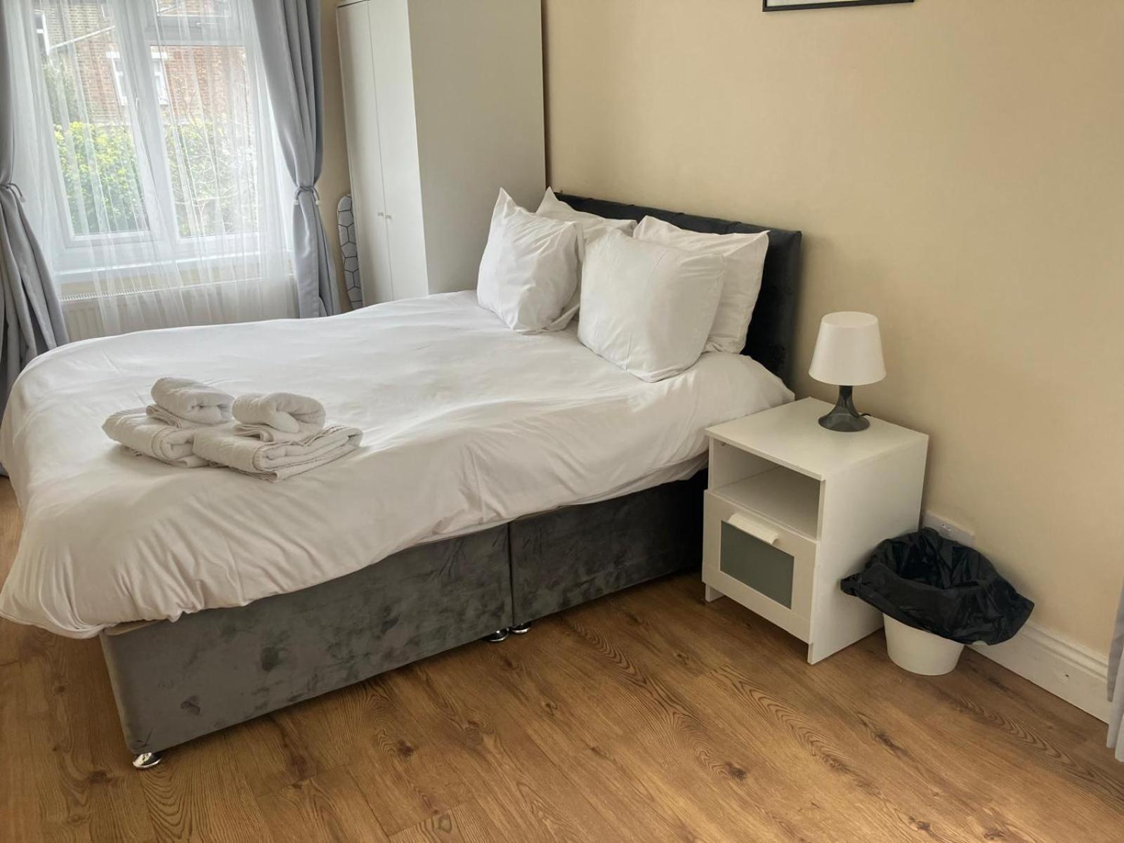 Specious Studio Flats London Eksteriør bilde