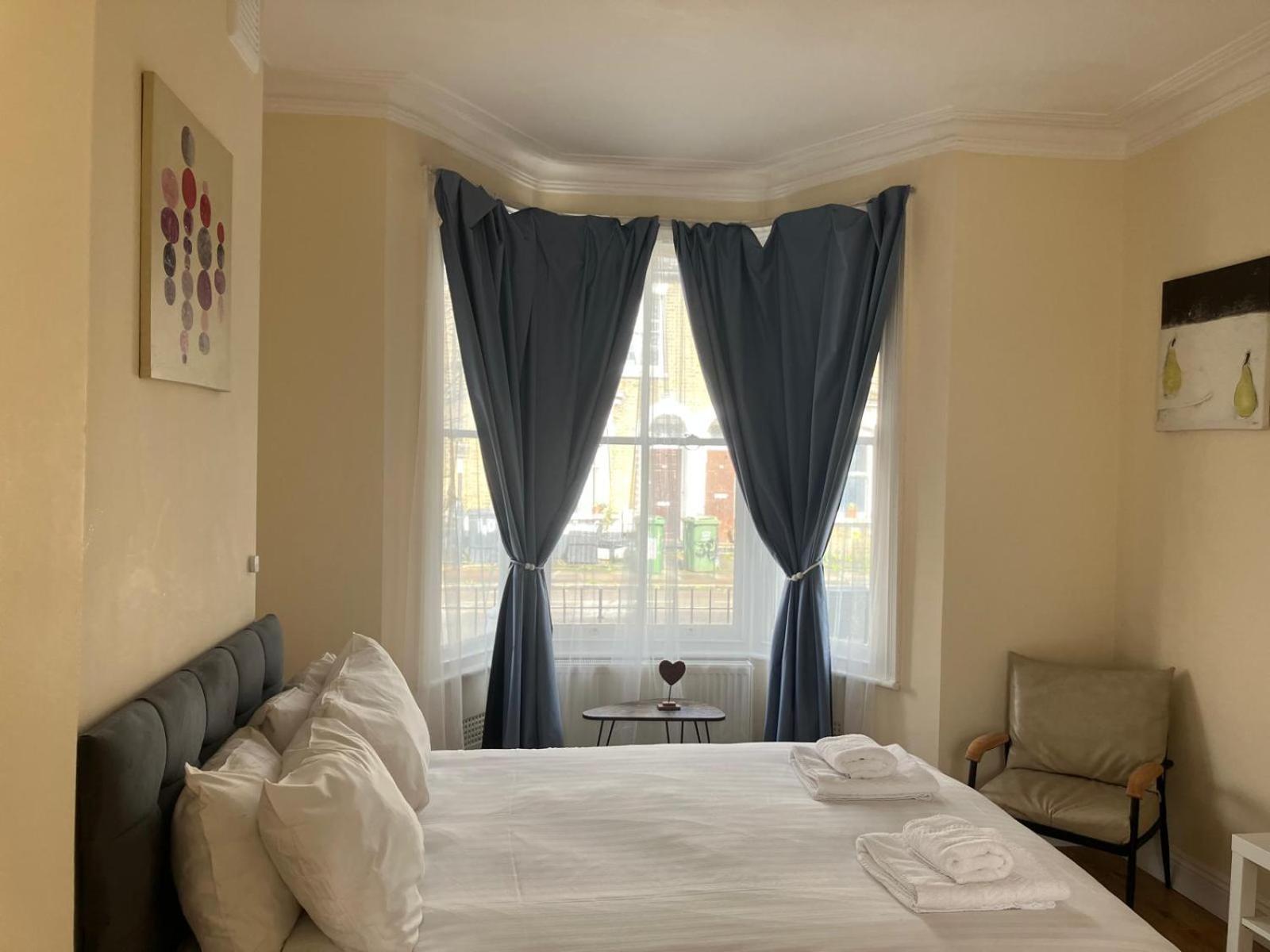 Specious Studio Flats London Eksteriør bilde